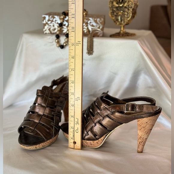 Rampage: Metallic Bronze Heel - Picture 4 of 6